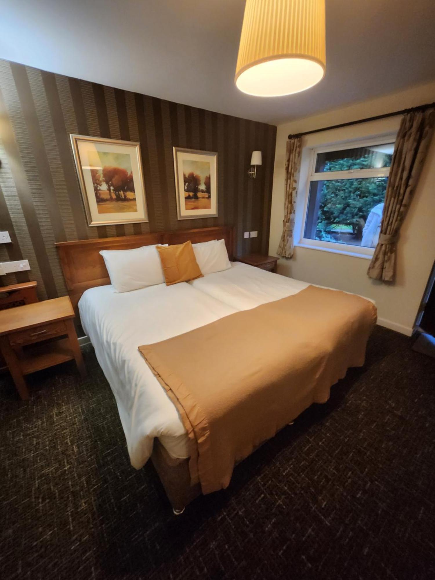 Red Lion Inn & Motel York Extérieur photo