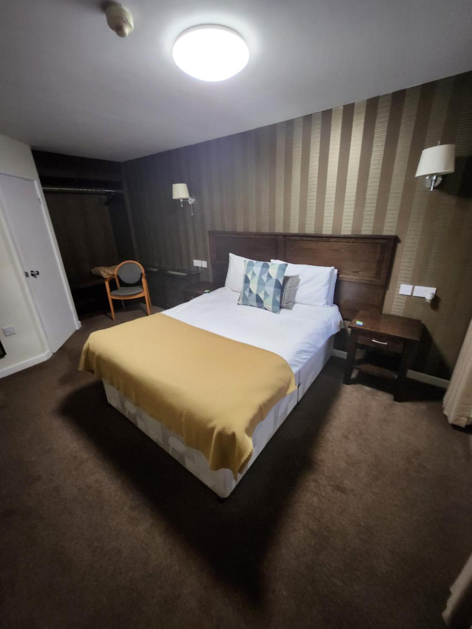 Red Lion Inn & Motel York Extérieur photo