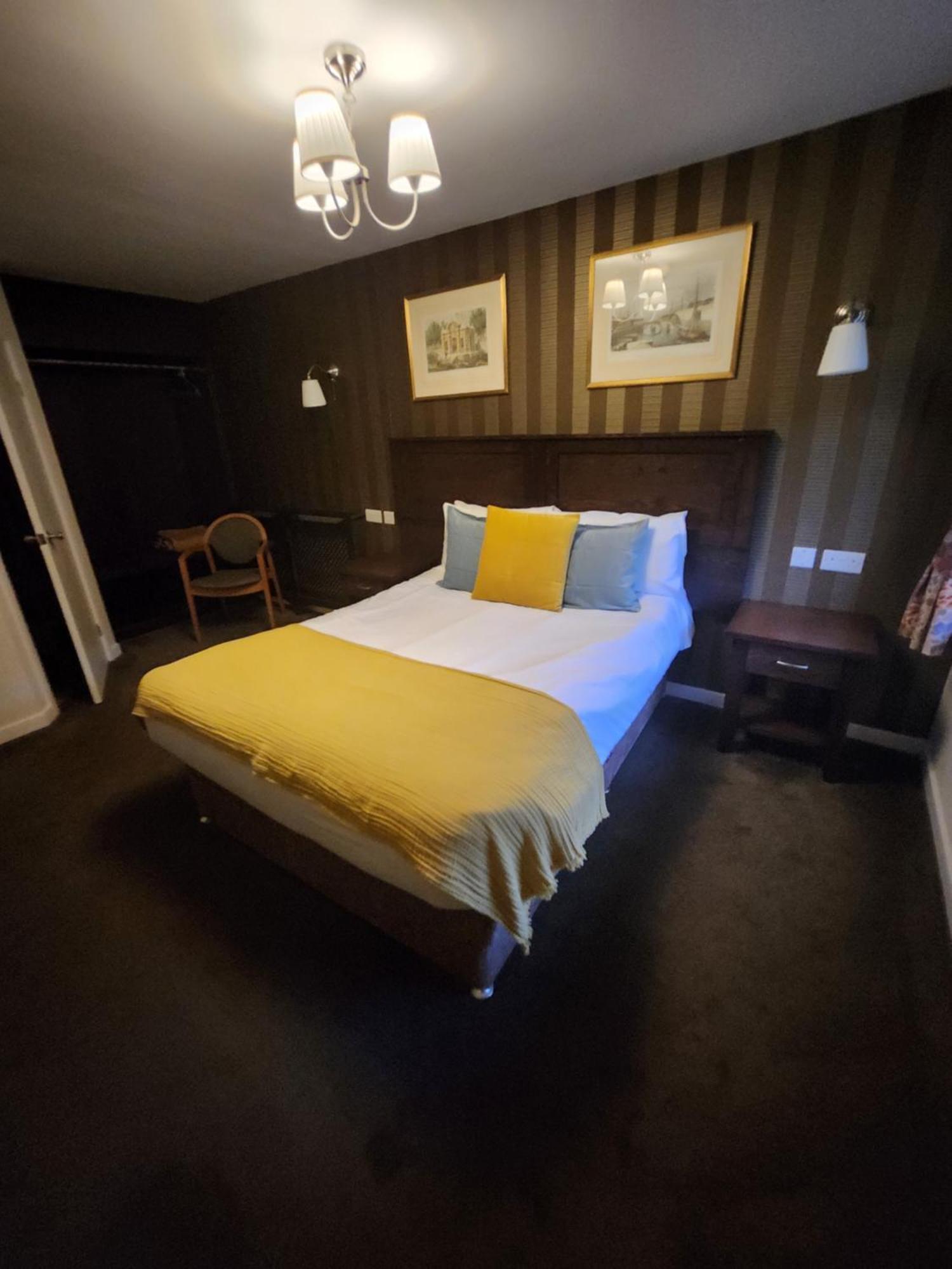 Red Lion Inn & Motel York Extérieur photo