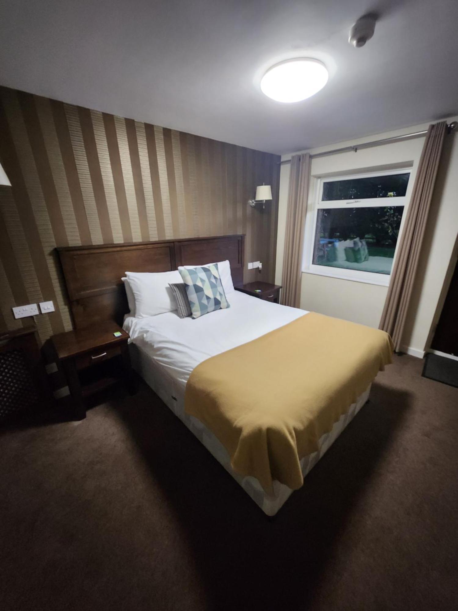 Red Lion Inn & Motel York Extérieur photo