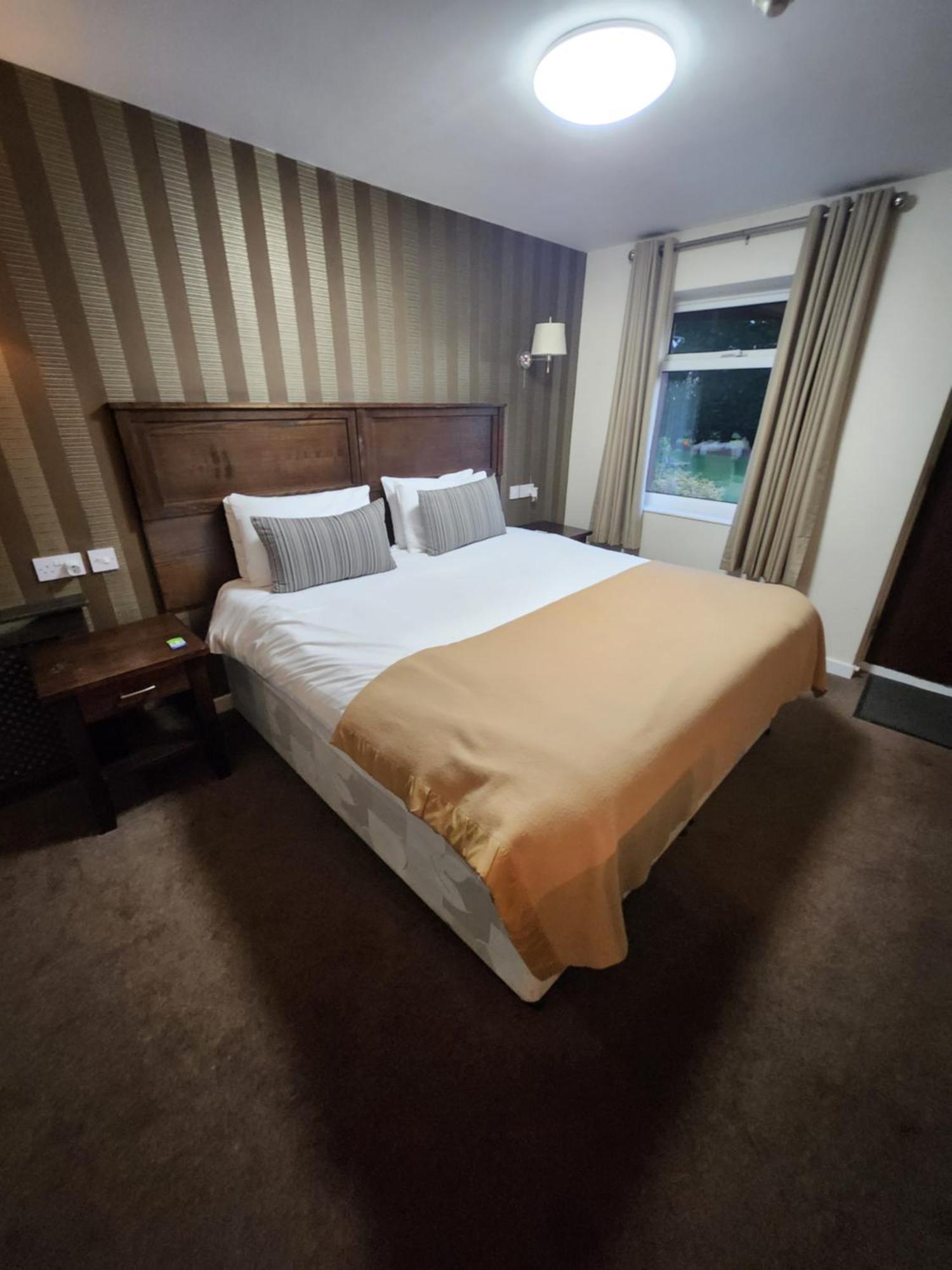 Red Lion Inn & Motel York Extérieur photo