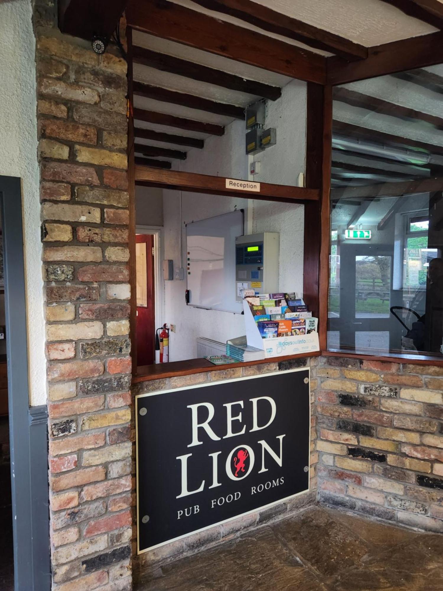 Red Lion Inn & Motel York Extérieur photo